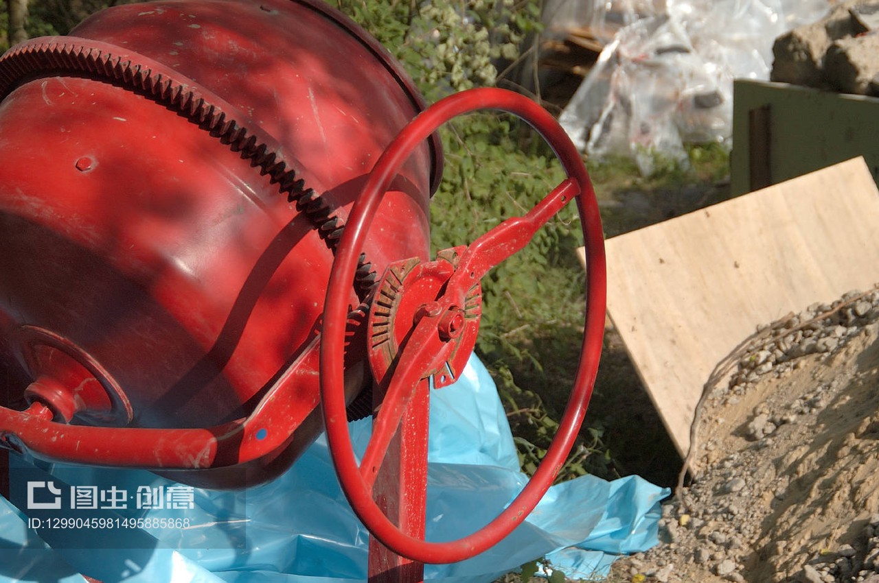 混凝土搅拌机 建筑工地的高效核心设备